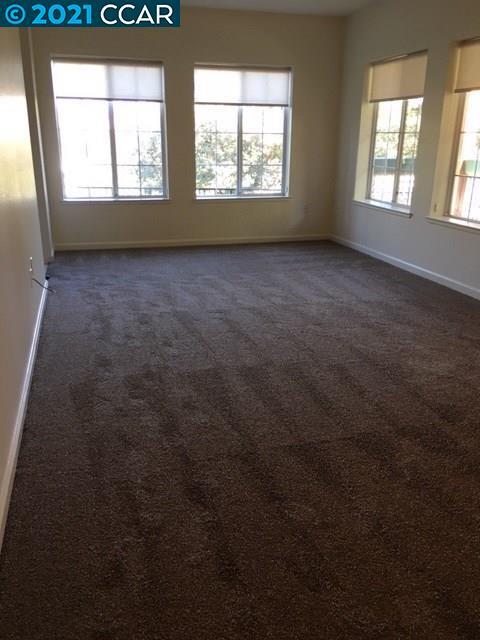 Foto del edificio - 111 Stone Pine Ln