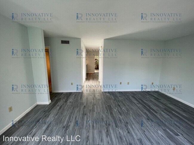 Building Photo - 3 br, 2.5 bath House - 2029 Ludlow Ln. #3304