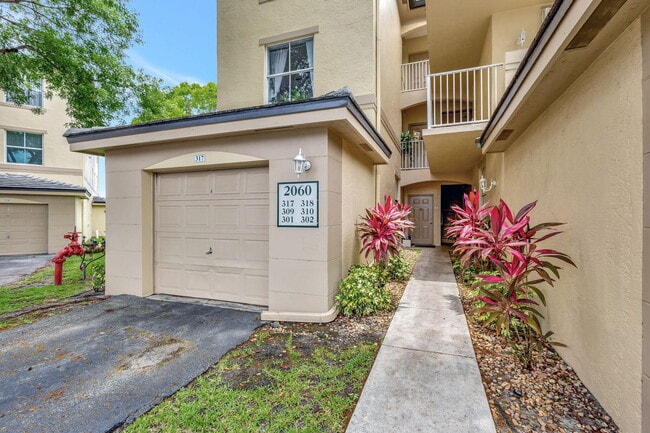 Foto del edificio - 2060 Greenview Shores Blvd