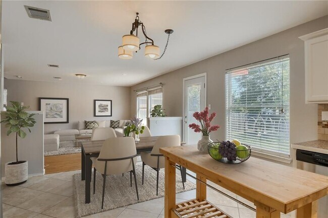 Building Photo - 4404 Campo Verde Dr