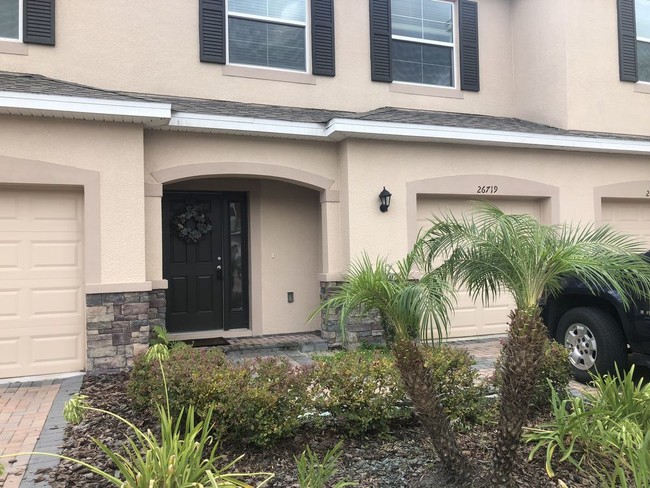 Foto del edificio - Seven Oaks Townhouse for Rent