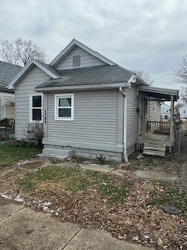 Primary Photo - 1503 East Franklin Street, Evansville, Ind...