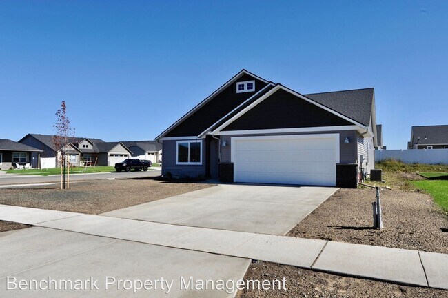 Foto del edificio - 3 br, 2 bath House - 5556 Lujack Drive