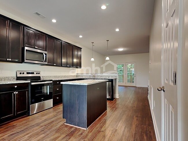 Foto del edificio - 2300 Madeline vine ln