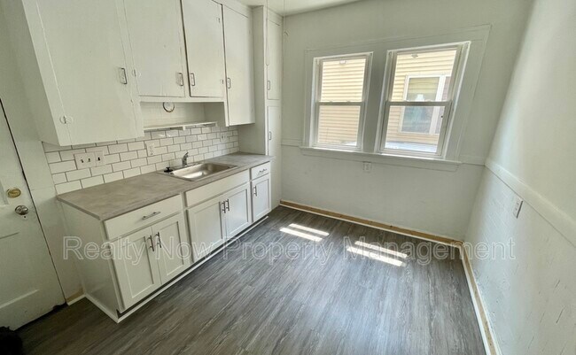 Foto del edificio - 1637 Coventry Rd