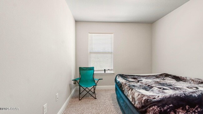 Building Photo - 65 Crossing Ln