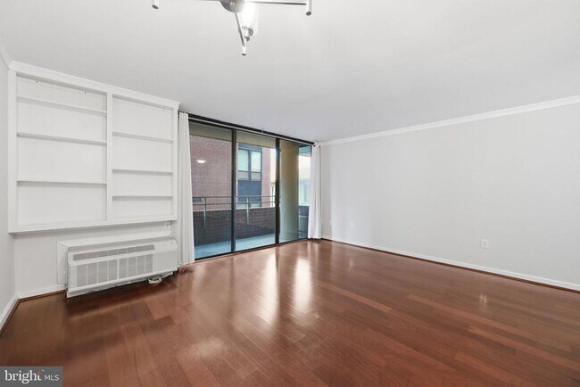 Foto del edificio - 2141 P St NW