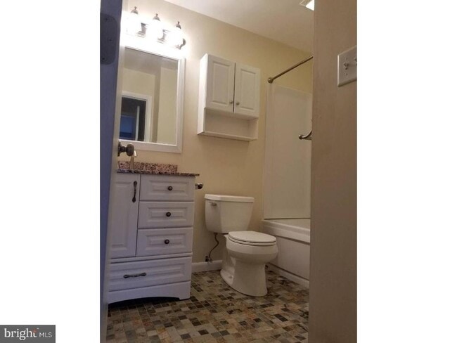 Foto del edificio - 89 Winterberry Ct