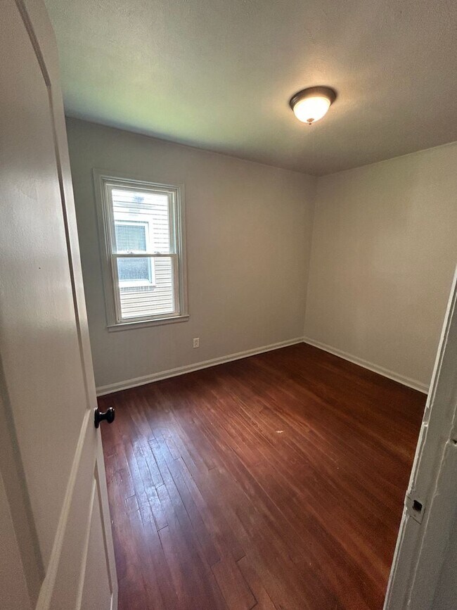 Building Photo - 602 Tennessee Ave