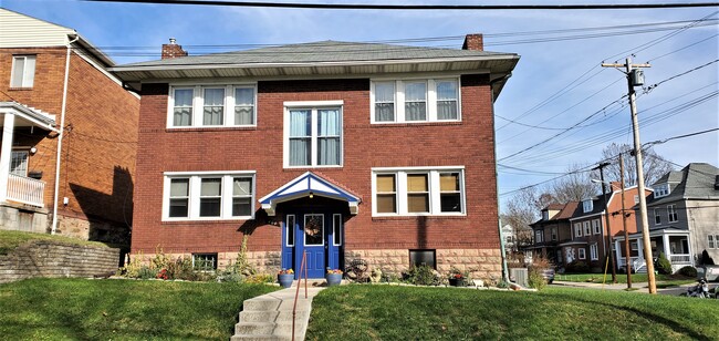 4 unit building - 400 Orchard Ave