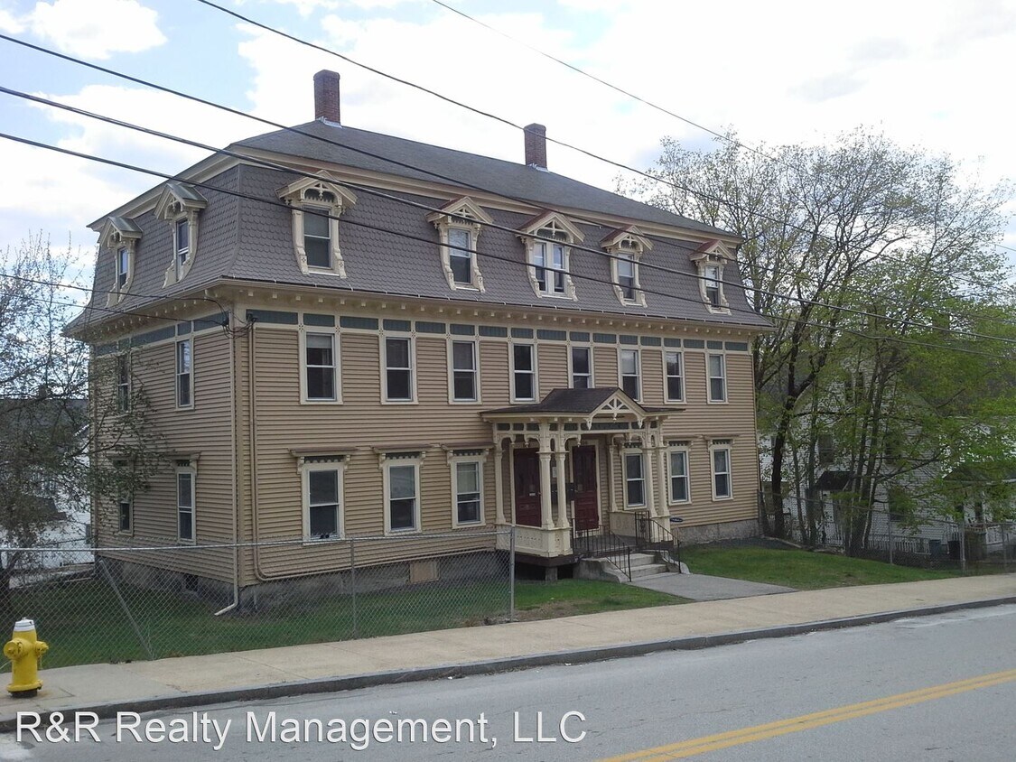 Foto principal - 106-108 Cottage St