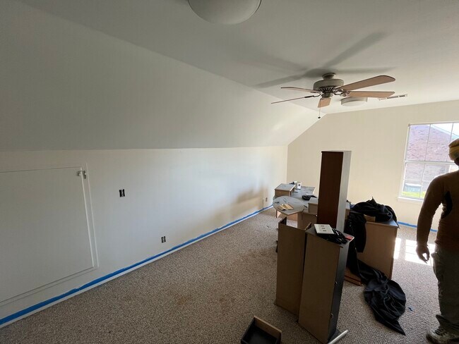 Foto del edificio - 700 E Colony Ct