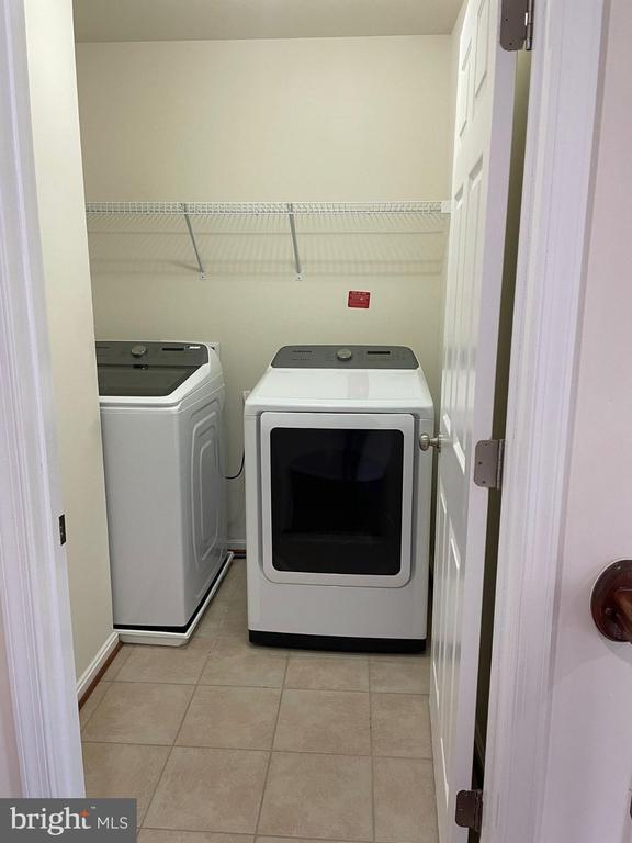 Foto del edificio - 22167 Napier Terrace