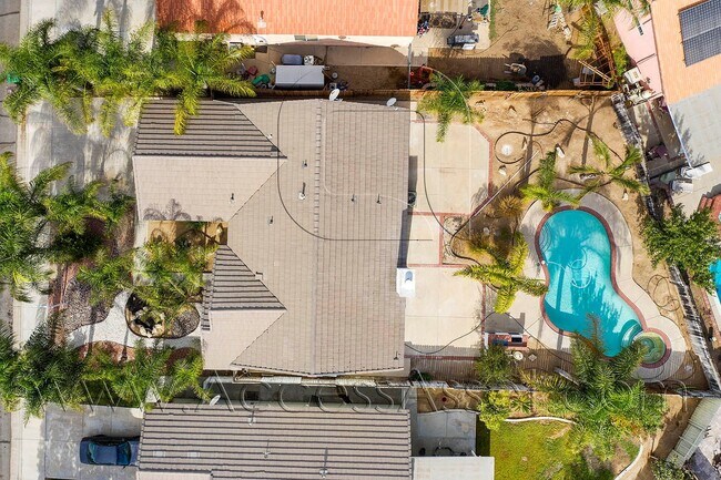 Foto del edificio - Spacious 4 Bed/2 Bath Single Story Home With Pool In A Wonderful Neighborhood In Menifee!