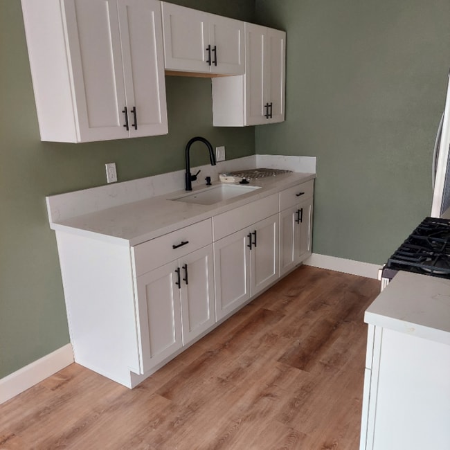 Building Photo - 2101 S Pacific Ave