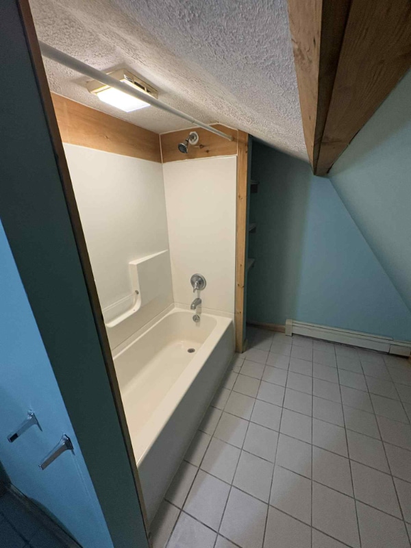 Foto principal - 924 N Center St