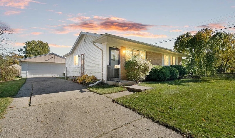 Photo - 4709 Stillwell Ave (Lansing, MI)