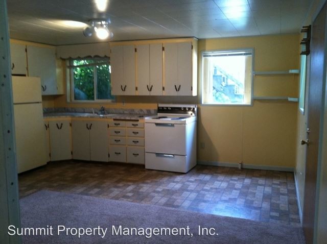 Building Photo - 1231 Kennett Ave
