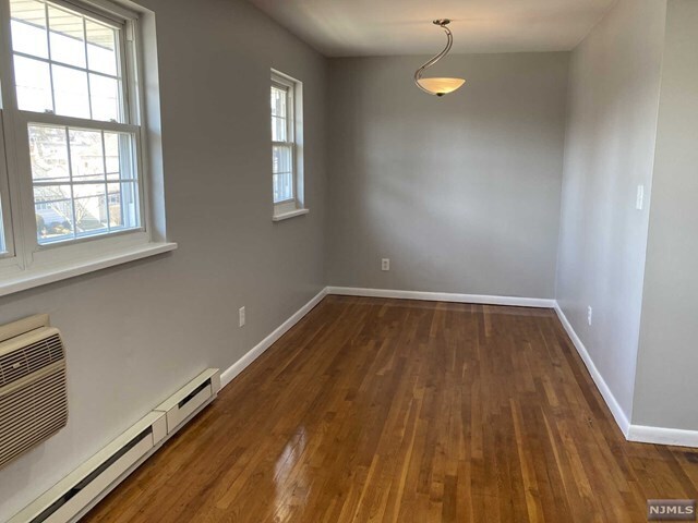 Foto del edificio - 355 Broad St