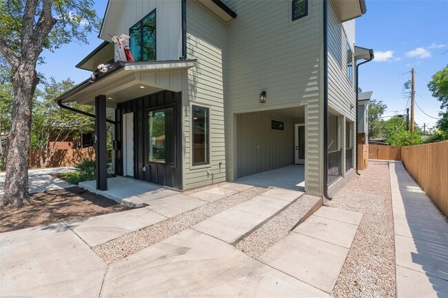 Building Photo - 1402 Beckett St
