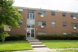 Building Photo - 365 S Yale Ave