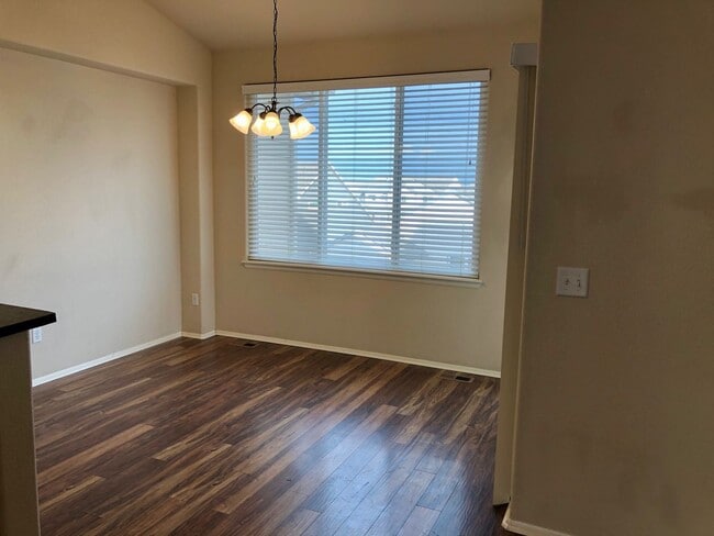 Building Photo - 3 br, 2 bath House - 4735 Justeagen Drive