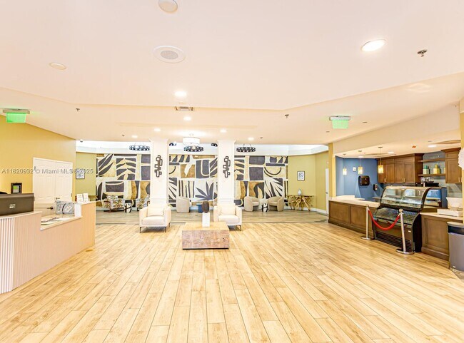 Foto del edificio - 2855 W Commercial Blvd