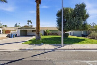 Building Photo - 1709 S 14th St