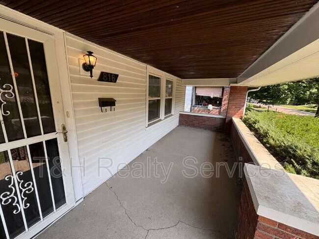 Foto del edificio - 816 N Grant Ave