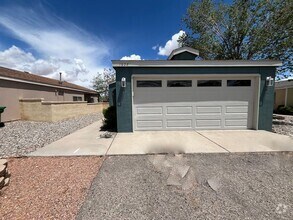 Building Photo - 1638 Perma Dr NE