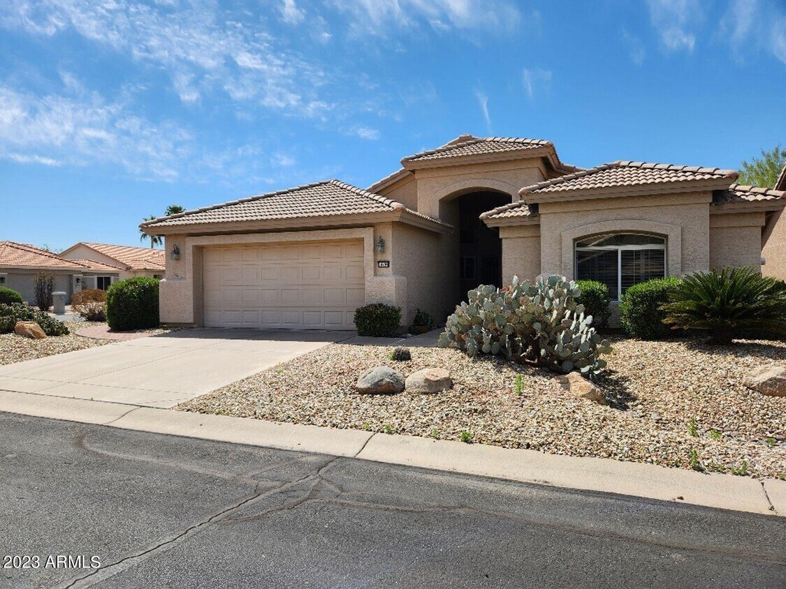 14709 W Avalon Dr, Goodyear, AZ 85395 House Rental in Goodyear, AZ