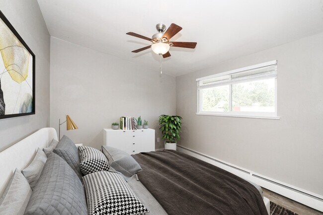 Foto del edificio - Clay Street Apartments