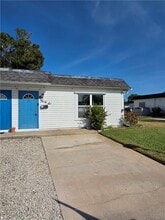 Building Photo - 46 Hamlin Ct