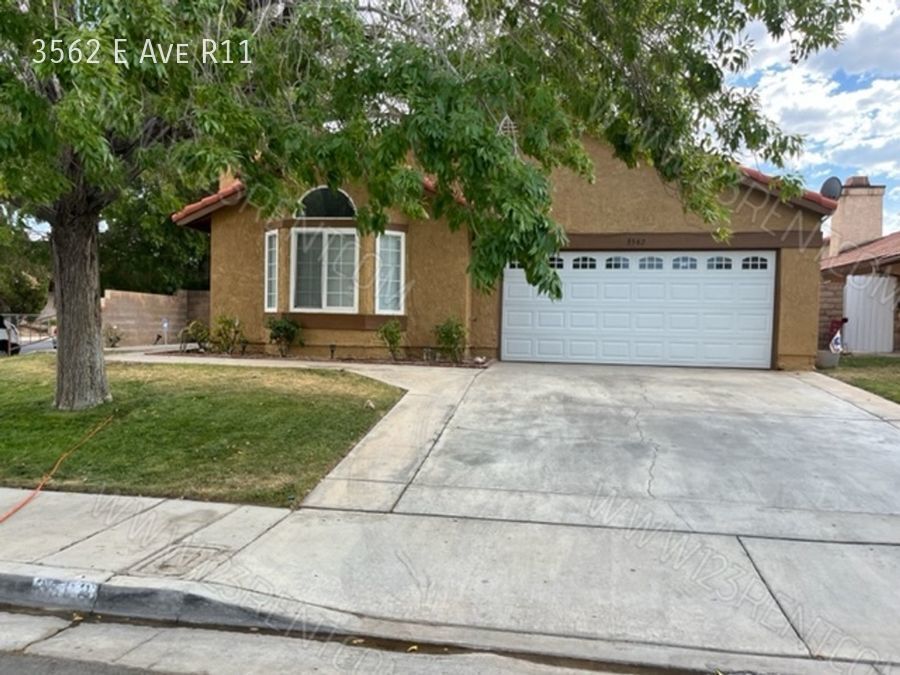 Primary Photo - EAST PALMDALE JUST REHABBED 3BD/2BATH ONE ...