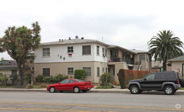 Building Photo - Colorado Apts