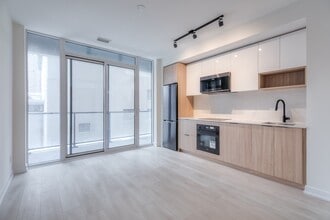 Building Photo - 5 Defries St