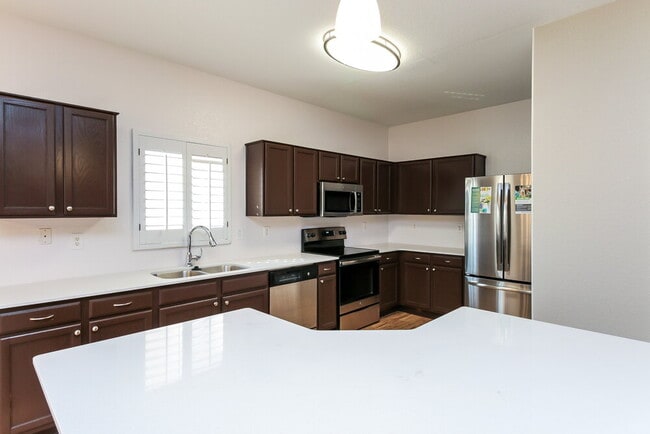Building Photo - 11231 E Covina Cir