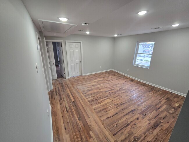 Foto del edificio - 231 N Clinton St