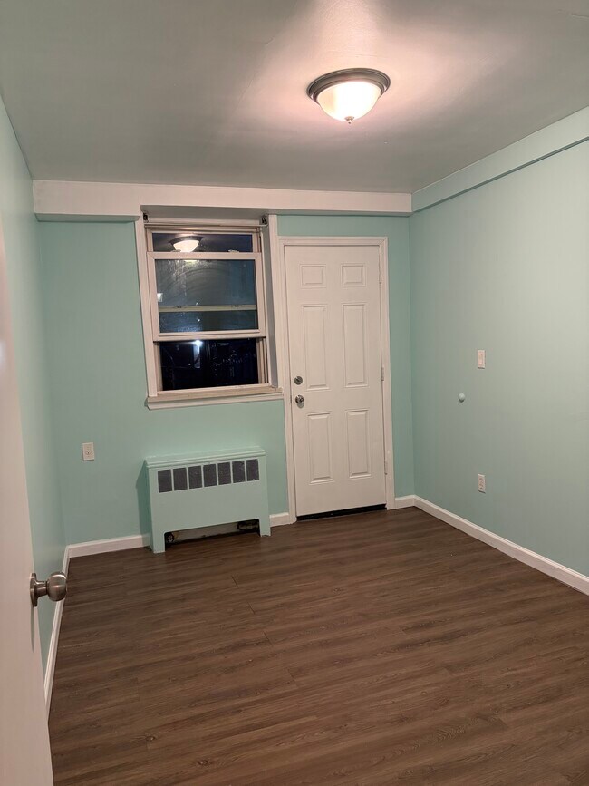 Foto del edificio - 4530 48th St