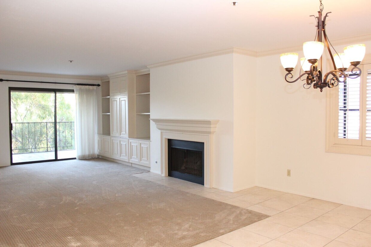 Primary Photo - SPACIOUS 2B/2BA CONDO IN BANKERS HILL WITH...