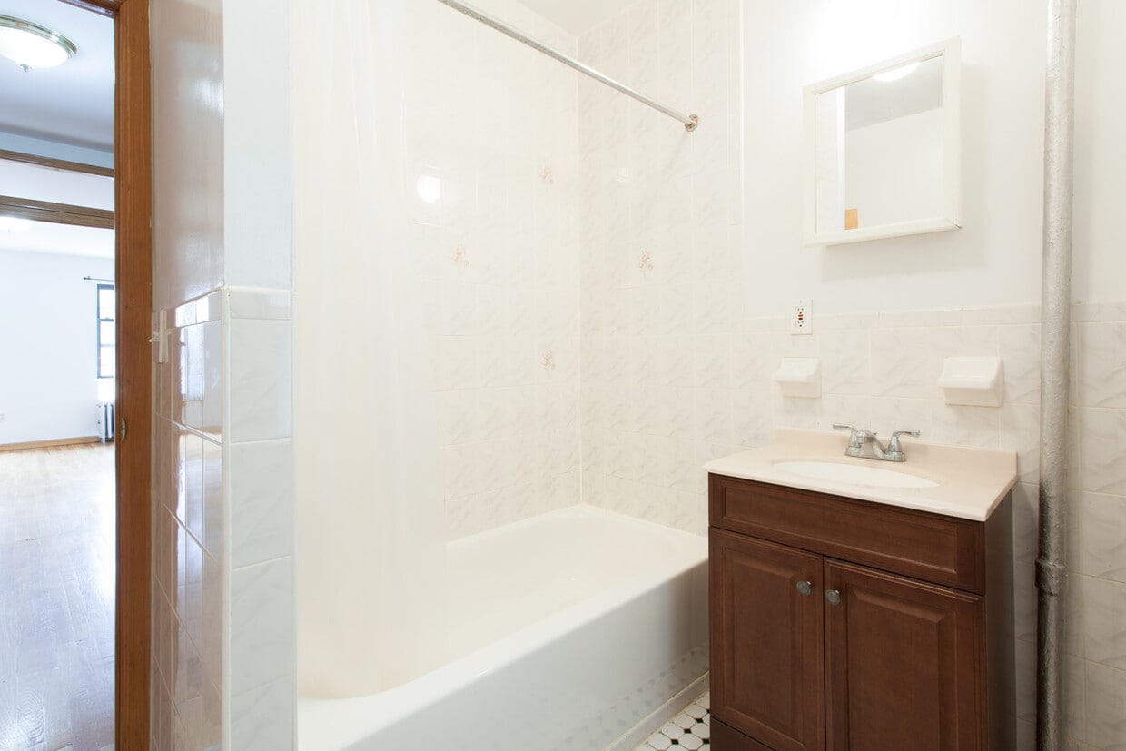 Building Photo - 328 EAST 11 ST #14