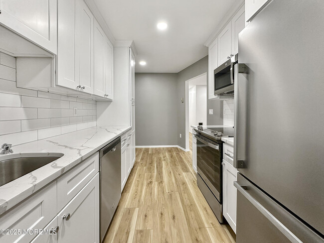 Building Photo - 161 Cross Slope Ct