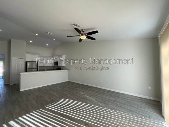 Foto del edificio - 2413 Millie Ave S