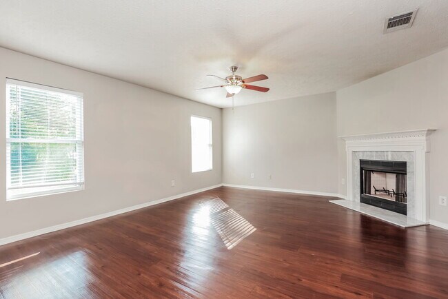 Foto del edificio - 5057 Smith Springs Pkwy