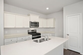 Building Photo - 3001 Tallgrass Ct