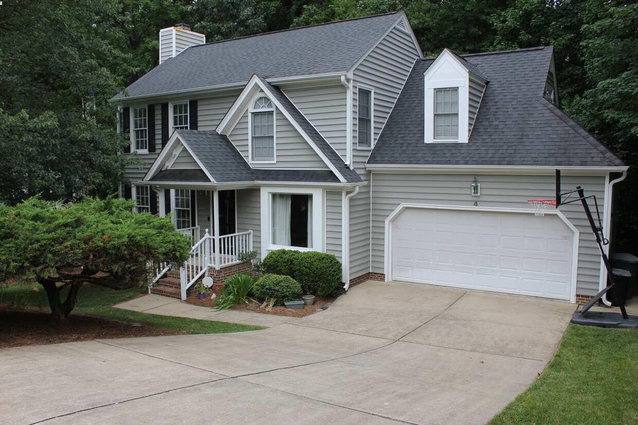 4 Whistling Oak Trail, Greensboro, NC 27407 House Rental in