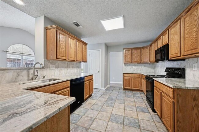 Foto del edificio - 1032 Sterling Oaks Blvd