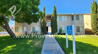 Building Photo - 16687 Zenda St