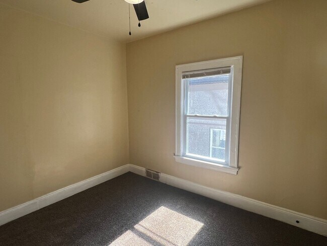 Foto del edificio - 457 E 148th St