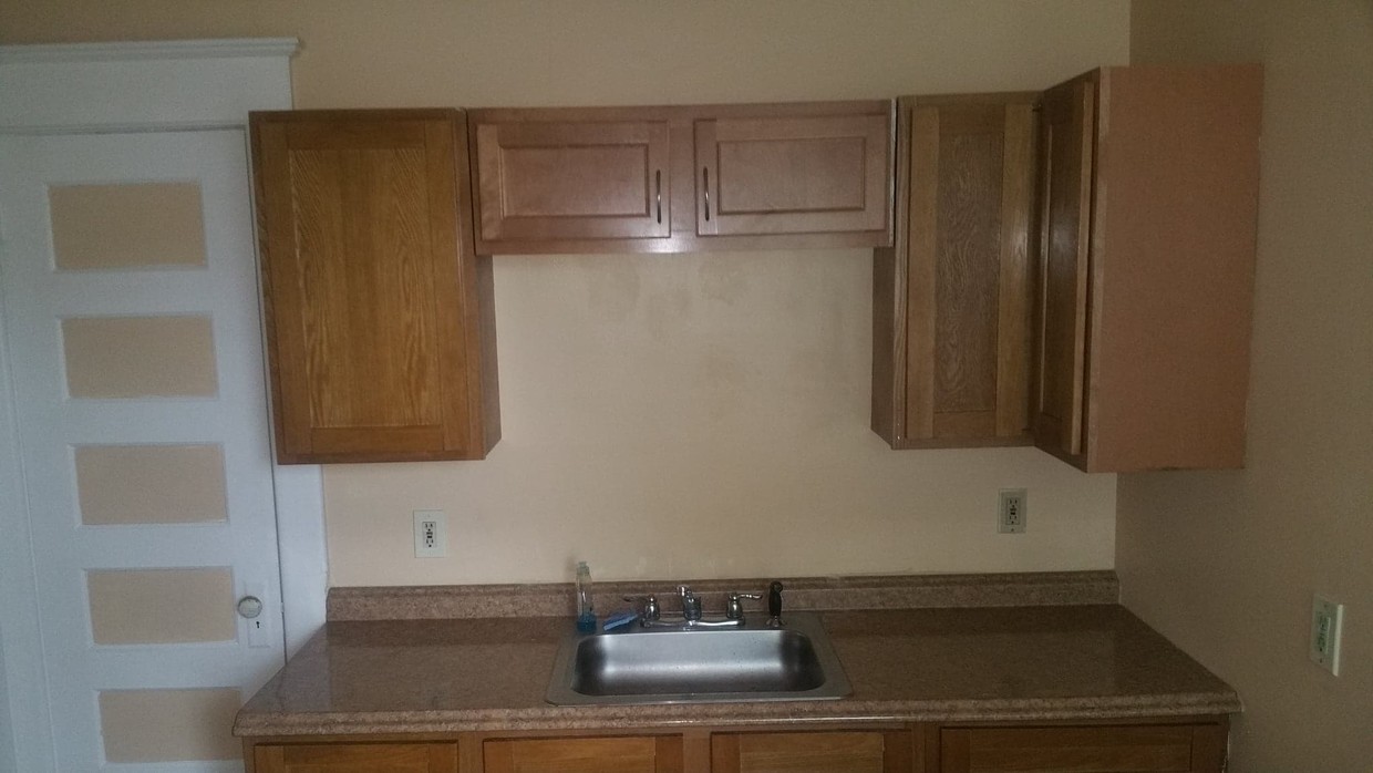 Foto principal - 317 McClellan St